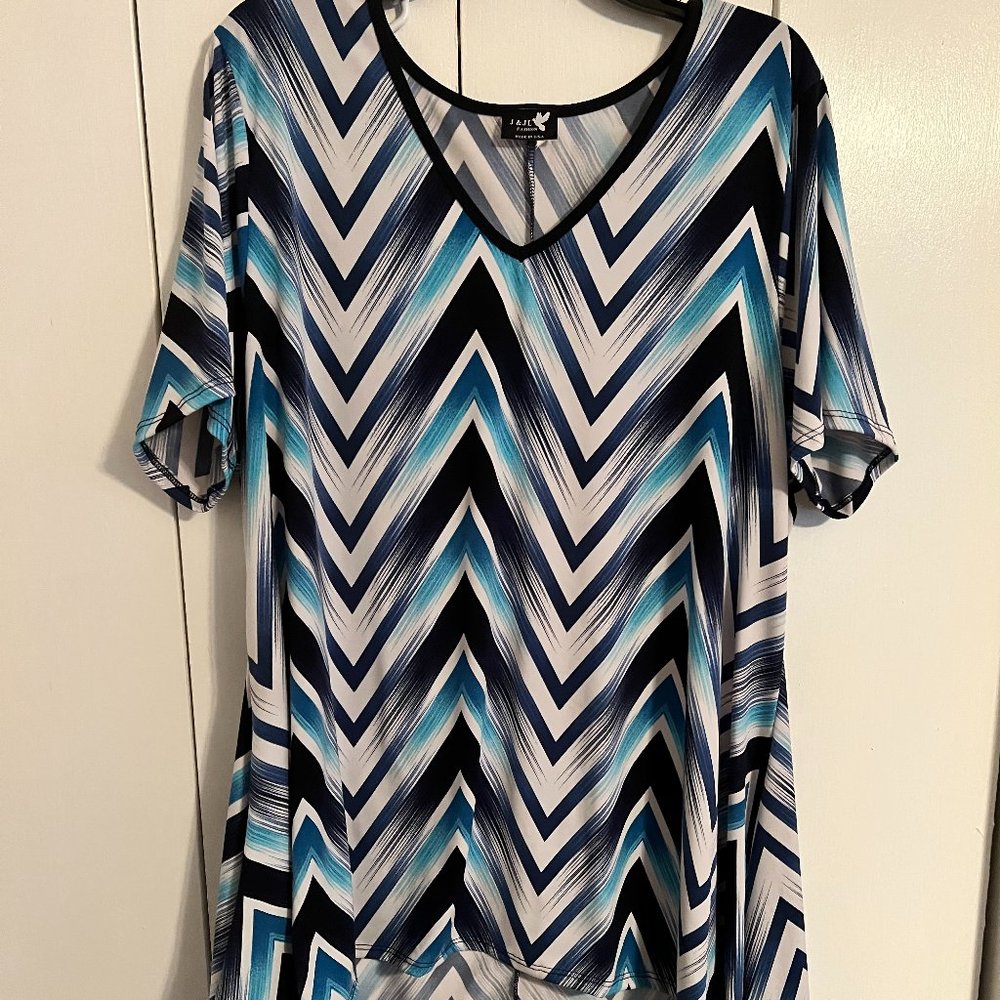 Boutique Top 2X GUC!